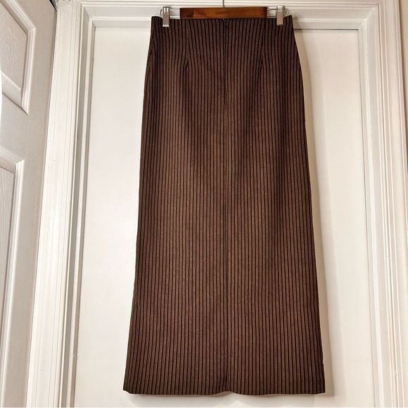 Wildlife New York Chocolate Brown Pinstriped Midi Skirt - Size 8 - Picture 4 of 11